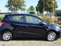 Gebraucht Hyundai i10 67 PS (49 kW) 2016 Schwarz Kleinwagen