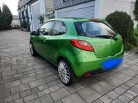 Second-hand Mazda 2 75 CP (55 kW) 2009 Verde Hatchback