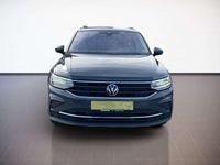 Gebraucht VW Tiguan Active 131 PS (96 kW) 2022 Delfingrau SUV