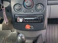 Gebraucht Renault Clio II Authentique 75 PS (55 kW) 2006 Blau Kleinwagen