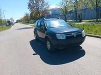 Second-hand Dacia Duster 105 CP (77 kW) 2012 Negru SUV