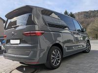 Gebraucht VW Multivan Life 218 PS (160 kW) 2022 Grau Van