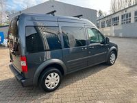 Gebraucht Ford Tourneo Connect 110 PS (80 kW) 2009 Schwarz Van / Kleinbus