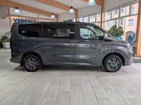 Neu Ford Tourneo Titanium 150 PS (110 kW) 2025 Grau Van / Kleinbus