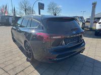 Gebraucht Ford Focus Titanium 116 PS (85 kW) 2024 Obsidianschwarz metallic Kombi