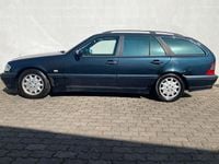 Gebraucht Mercedes C180 122 PS (89 kW) 2000 Schwarz Kombi