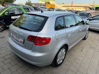 Gebraucht Audi A3 Attraction 105 PS (77 kW) 2012 Silber Kleinwagen