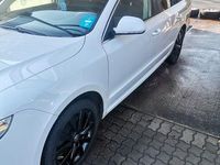 Gebraucht Skoda Superb Ambition 170 PS (125 kW) 2011 Weiß Kombi