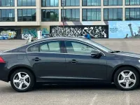 Gebraucht Volvo S60 Summum 163 PS (119 kW) 2012 Grau Limousine