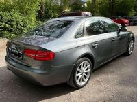 Gebraucht Audi A4 Ambiente 179 PS (131 kW) 2013 Grau Limousine