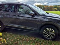 Gebraucht VW Tiguan Active 150 PS (110 kW) 2022 Grau SUV