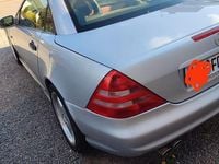 Gebraucht Mercedes SLK230 193 PS (141 kW) 1999 Silber Cabrio