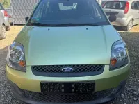 Gebraucht Ford Fiesta Ambiente 60 PS (44 kW) 2006 Gelb Kleinwagen