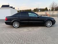 Gebraucht Mercedes E320 Avantgarde 224 PS (164 kW) 2007 Schwarz Limousine