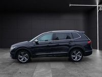 Gebraucht VW Tiguan Allspace R-line 200 PS (147 kW) 2022 Deep black perleffekt SUV