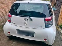 Gebraucht Toyota iQ 68 PS (50 kW) 2009 Weiß Kleinwagen