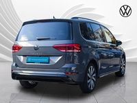 Gebraucht VW Touran R-line 150 PS (110 kW) 2024 Delfingrau metallic Van / Kleinbus