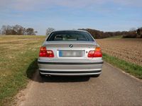 Gebraucht BMW 323 170 PS (125 kW) 1998 Silber Limousine
