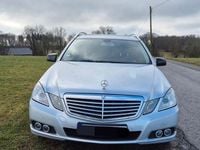 Gebraucht Mercedes E200 Elegance 136 PS (100 kW) 2010 Silber Kombi