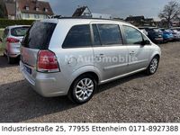 Gebraucht Opel Zafira Catch Me 140 PS (102 kW) 2008 Silber Van / Kleinbus