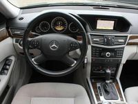 Gebraucht Mercedes E200 184 PS (135 kW) 2011 Grau Limousine
