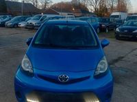 Gebraucht Toyota Aygo 68 PS (50 kW) 2014 Blau Kleinwagen