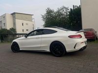 Gebraucht Mercedes C300 258 PS (189 kW) 2020 Weiß Coupé
