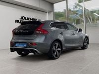 Gebraucht Volvo V40 Momentum 150 PS (110 kW) 2017 Grau Limousine