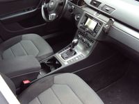 gebraucht VW Passat Variant Comfortline BlueMotion-Autom-Navi