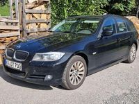 Gebraucht BMW 318 143 PS (105 kW) 2012 Schwarz Kombi