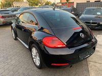 Gebraucht VW Beetle Design 105 PS (77 kW) 2013 Schwarz Kleinwagen