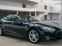 Usado Tesla Model S 314 kW (428 CV) 2015 Azul Utilitario
