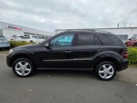 Gebraucht Mercedes ML320 224 PS (164 kW) 2006 Schwarz SUV