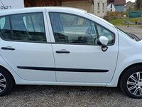 Gebraucht Renault Modus Avantage 75 PS (55 kW) 2009 Weiß Van / Kleinbus