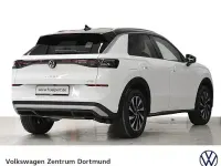Neu VW T-Roc Style 150 PS (110 kW) 2026 Pure white uni schwarz uni SUV