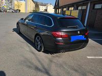 Gebraucht BMW 520 184 PS (135 kW) 2014 Grau Kombi
