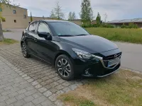 Usata Mazda 2 90 CV (66 kW) 2015 Nero Berlina