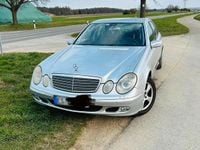 Gebraucht Mercedes E270 Classic 177 PS (130 kW) 2003 Silber Limousine