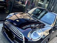 Gebraucht Mini Cooper 136 PS (100 kW) 2019 Schwarz Kleinwagen