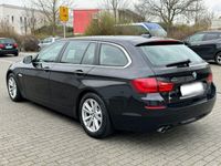 gebraucht BMW 525 d Touring AUT.KLIMAA~NAVI~XENON~PDC~TÜVNEU~