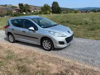Gebraucht Peugeot 207 106 PS (77 kW) 2010 Silber Kombi