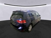Gebraucht VW Touran Highline 150 PS (110 kW) 2024 Blau Van / Kleinbus