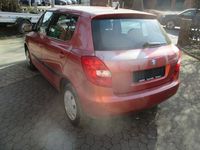 Gebraucht Skoda Fabia Ambiente 69 PS (50 kW) 2008 Orange Limousine