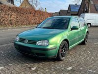 Gebraucht VW Golf IV 75 PS (55 kW) 2004 Grün Kleinwagen