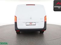 Gebraucht Mercedes Vito 163 PS (119 kW) 2021 Arktikweiss Van