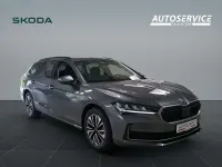Neu Skoda Superb Selection 150 PS (110 kW) 2026 Graphitegrau metallic Kombi