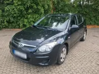 Gebraucht Hyundai i30 105 PS (77 kW) 2009 Schwarz Kleinwagen