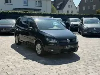 Gebraucht VW Touran Cup 140 PS (102 kW) 2015 Schwarz Van / Kleinbus