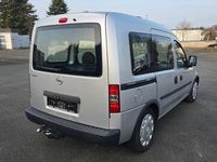 Gebraucht Opel Combo 90 PS (66 kW) 2005 Silber Van / Kleinbus