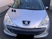 gebraucht Peugeot 206+ 206+ EZ 07.2009 TÜV/HU neu, von Privat an Privat